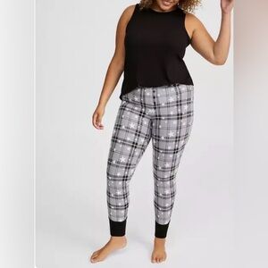 Torrid Foxy Full-Length Sleep Legging Black, Gray, White Stars NWT size 3X